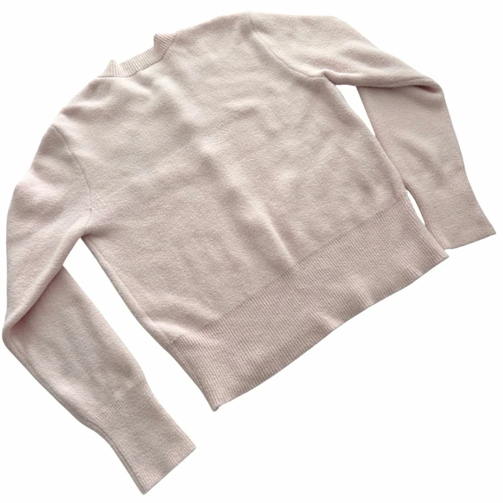 WICKED Paul Tazewell Soft Pink Glinda Button Front Cardigan Sweater Size X-Large - Picture 9 of 14